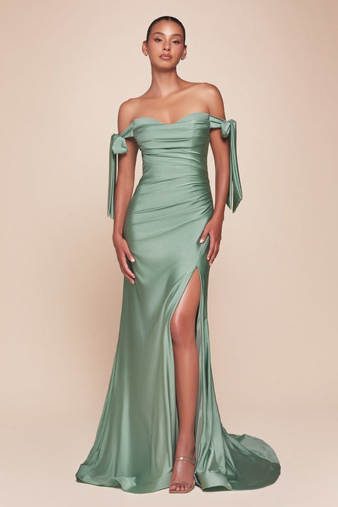 Ladivine - CD943 Gown
