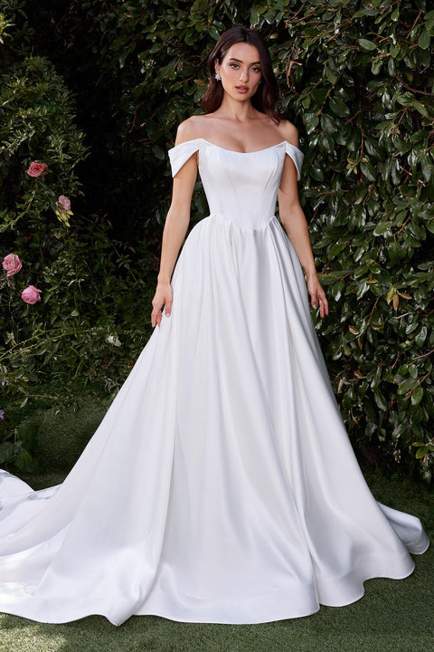 Ladivine - CDS513W Gown