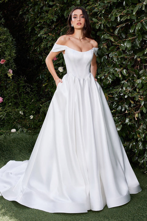 Ladivine - CDS513W Gown