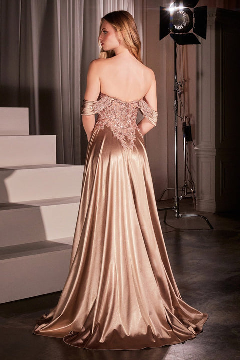 Ladivine - CDS525 Gown